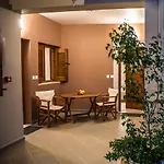 Apartment Aloni & *
