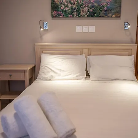 Aloni Studios&apartments Appartamento *