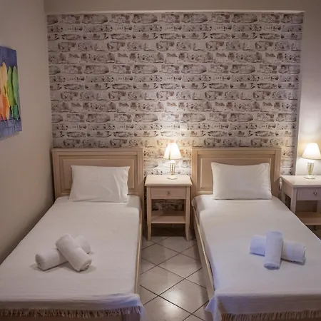 Aloni Studios&apartments