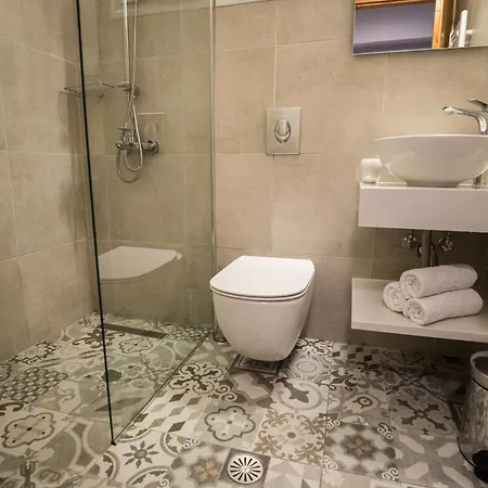 Aloni Studios&apartments Appartamento