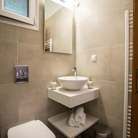 Aloni Studios&apartments * Athánion