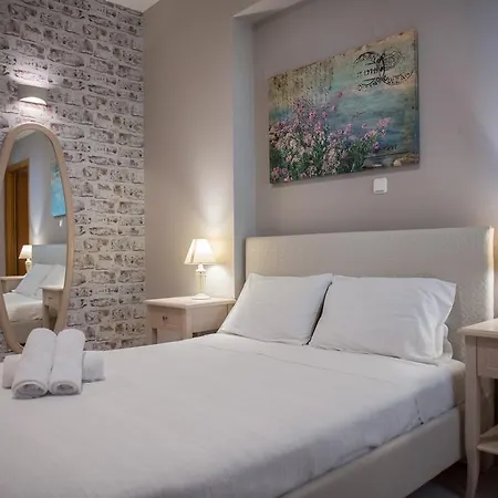 Aloni Studios&apartments *