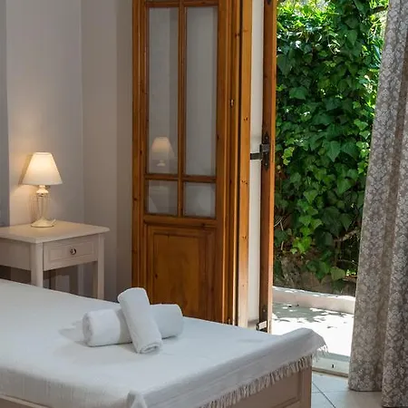 Appartamento Aloni Studios&apartments Athánion