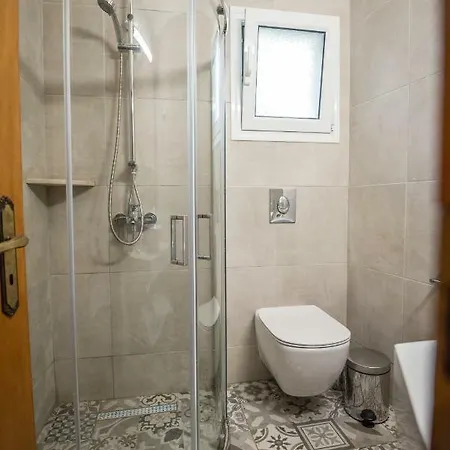 Aloni Studios&apartments Appartamento