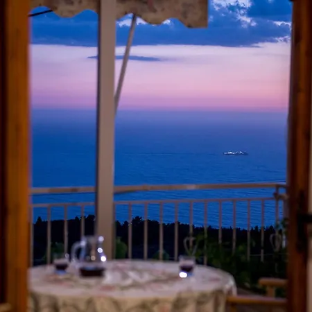 Aloni & 公寓 Athánion