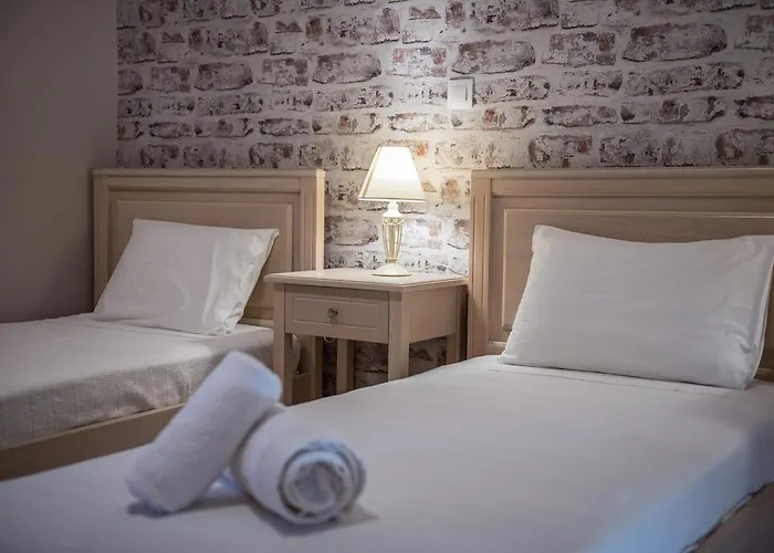 Aloni & Apartman Atháni