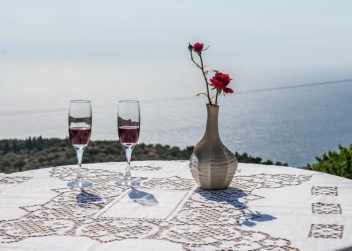 Aloni & Apartman Atháni